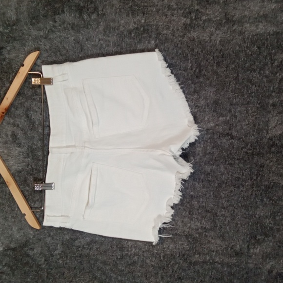 Pistola White Jean Shorts Distressed High-Waisted Cut Off Raw Hem Size 29 - Picture 3 of 11